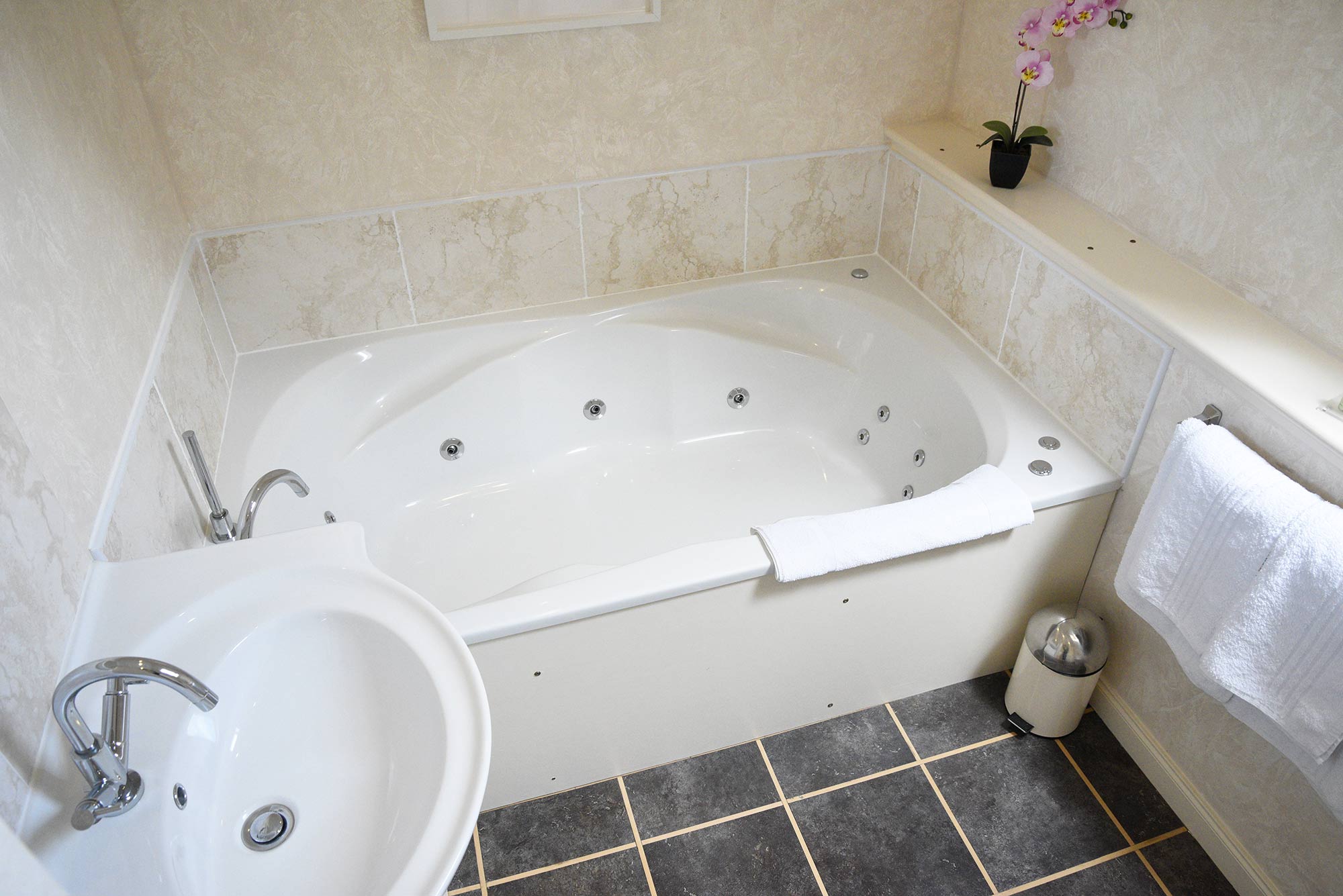 Spacious Double room in Portree with free WIFI